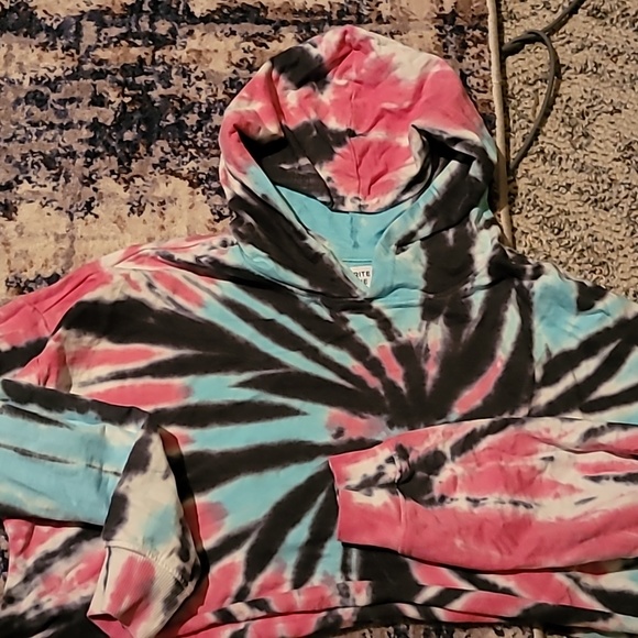 London sleeve crop top - Picture 2 of 3